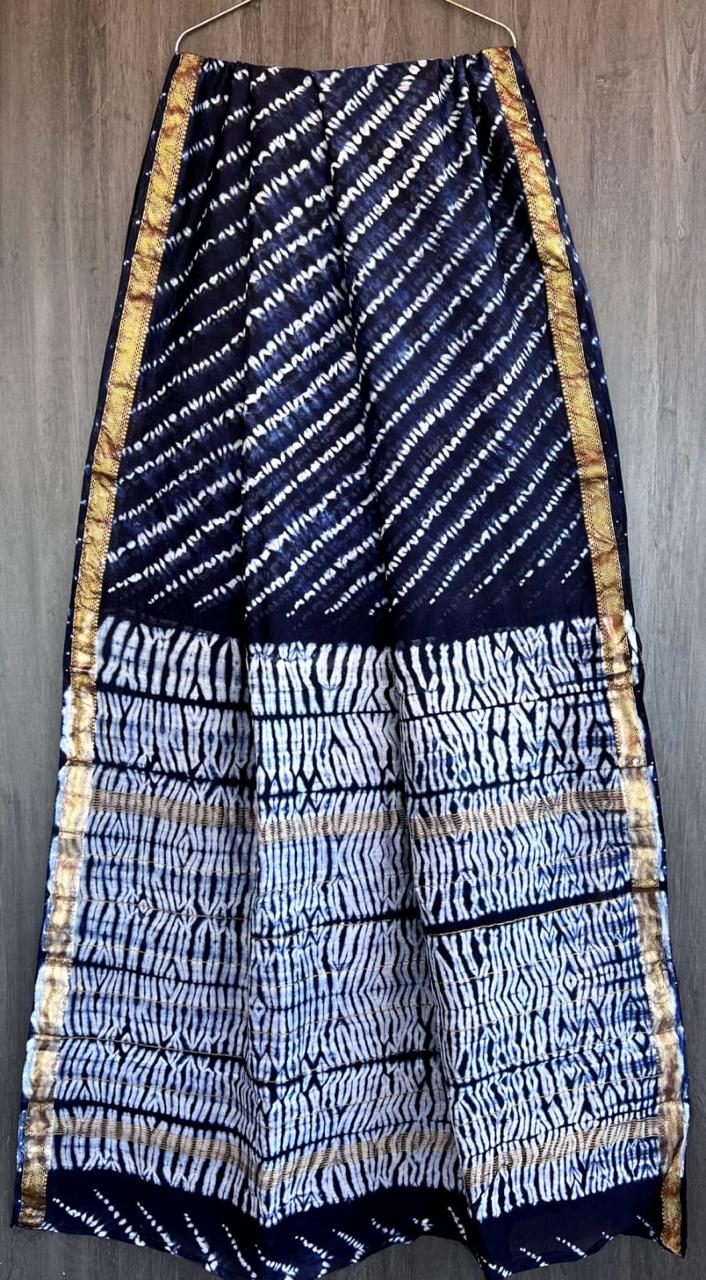IDAA MAHESWARI SILK HAND CRAFTED - INDIGO LEHERIYA WITH ZARI BOARDER & BEAUTIFUL INTRICATE TIED & DYED PALLU