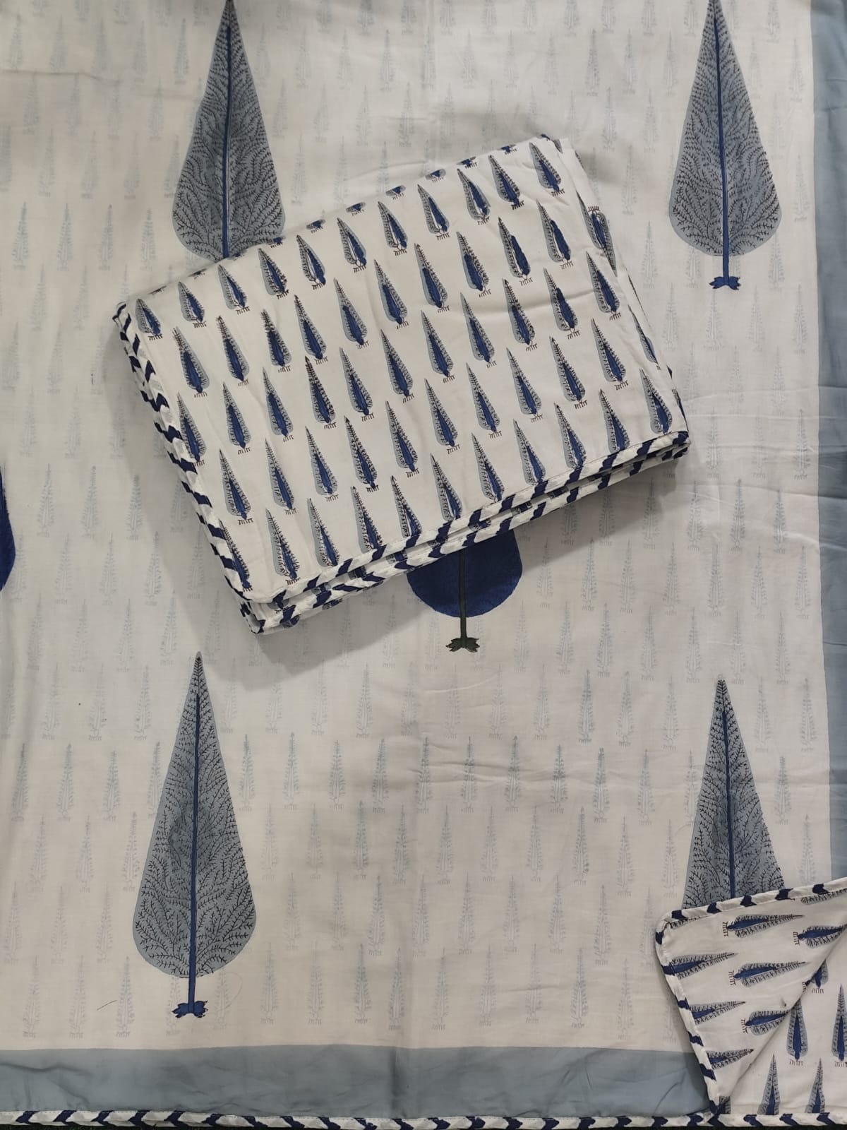 Pine Tree Pure Handblock Printed Premium Reversible Dohars – Soft Mulmul from the Heart of Rajasthan
