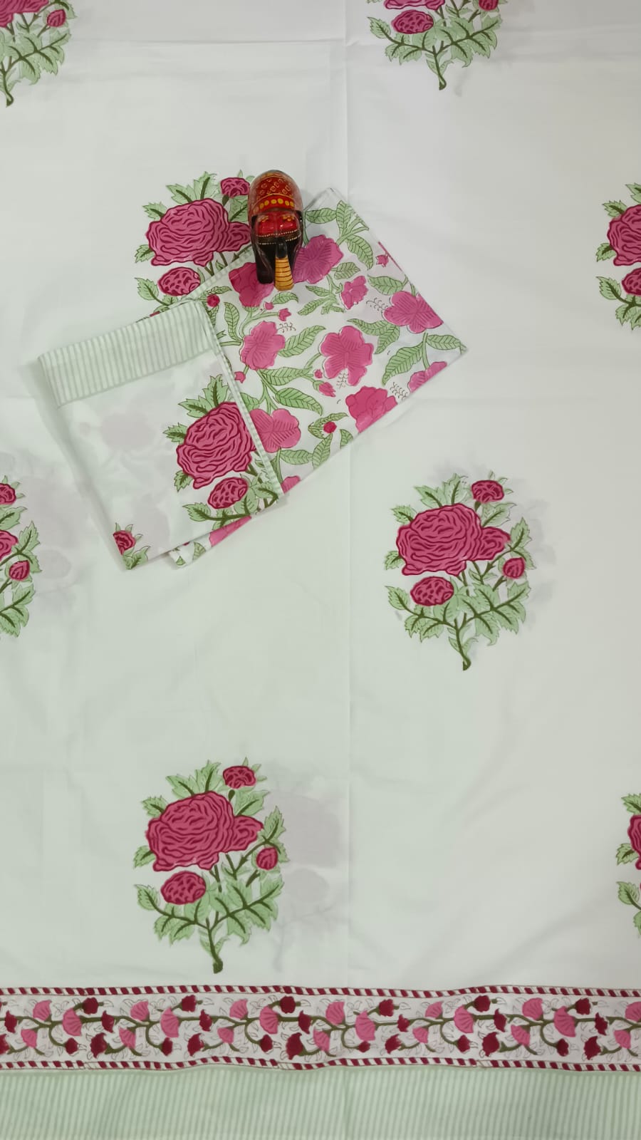 IDAA PINK FLORAL HAND BLOCK PRINTED BEDSHEETS - 90 x 108 ; 300TC PREMIUM QUALITY