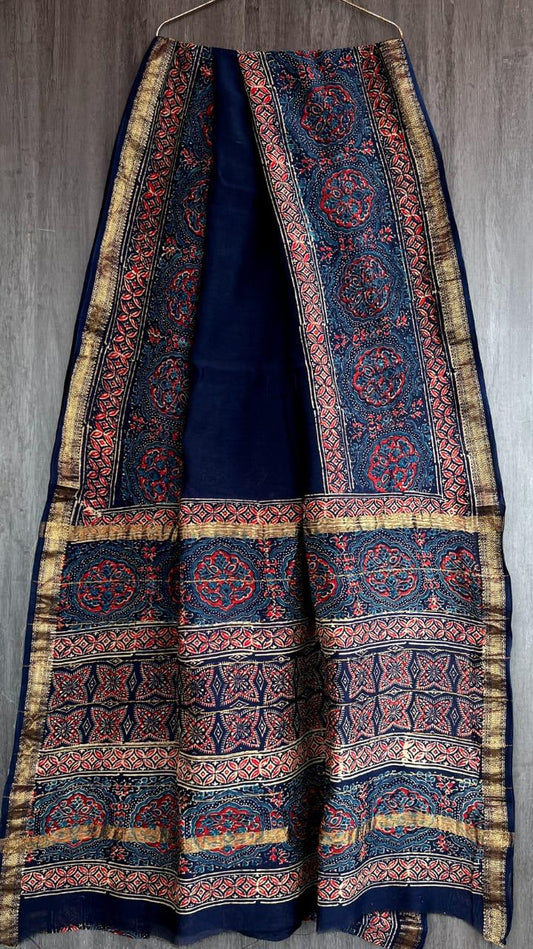 IDAA MAHESWARI SILK HAND CRAFTED -IDAA MAHESWARI SILK HAND CRAFTED -ROYAL BLUE HAND BLOCK AJRAKH PRINTED WITH ZARI BOARDER AND BEAUTIFUL PATTERNED PALLU