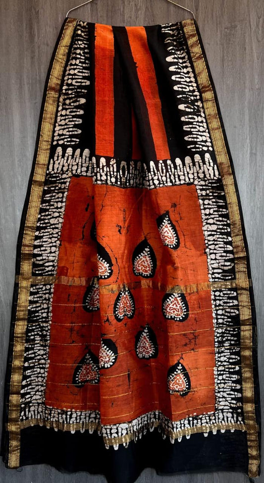IDAA MAHESWARI SILK HAND CRAFTED - ORANGE BLACK BATIK